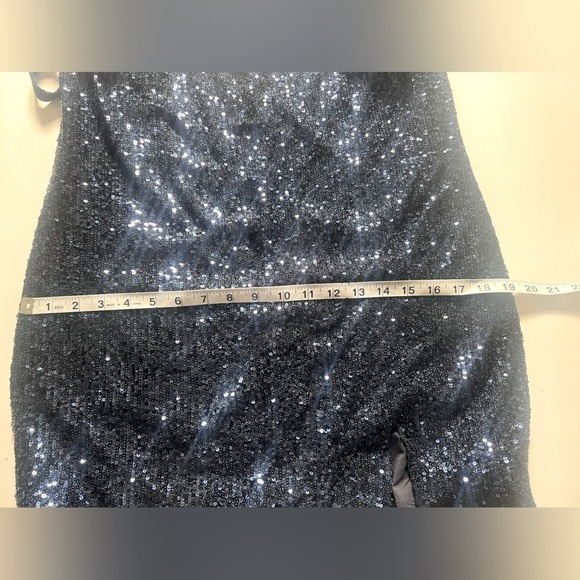 NWT Reformation Jimmy Dress Navy Sequin Size Medium - Picture 13 of 13